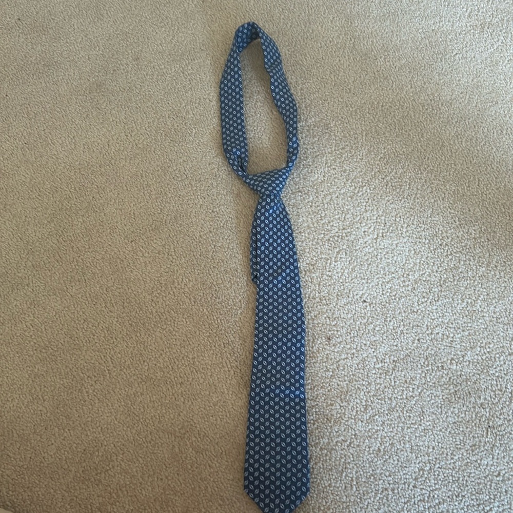 boys vinyard vines football tie